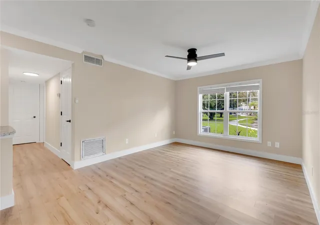 Listing Photo 4 - Condo for sale in building located at 4882 Conway Rd, ORLANDO, FL 32812 - Unit #81