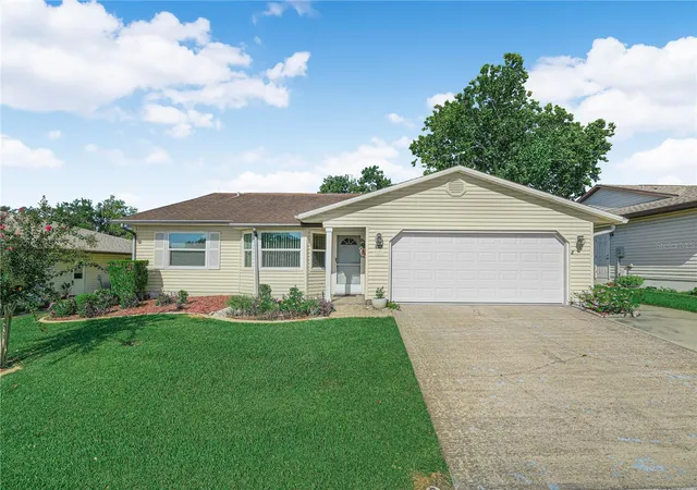 Single family home for sale at 3118 Prairie Dunes Cir W, LAKELAND, FL 33810 | MLS# L4965003