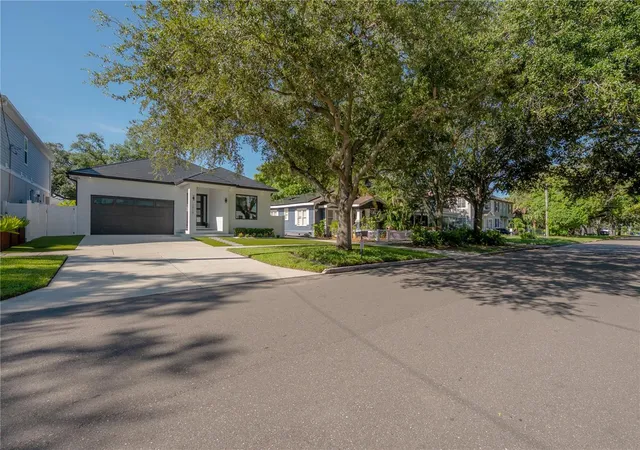 Single family home for sale at 1910 W N B St, TAMPA, FL 33606 | MLS# TB8547838
