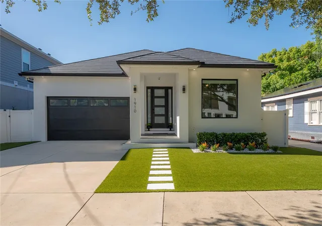 Photo 2 of Single family home for sale at 1910 W N B St, Tampa, FL 33606 | MLS# TB8547838 | Listing updated on 2026-10-04