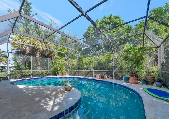 Photo 3 of Single family home for sale at 1351 Mustang St, Nokomis, FL 34275 | MLS# A4705827 | Listing updated on 2026-09-20