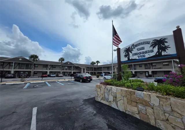 Photo 2 of Condo for sale at 7400 Spring Hl Dr #113, Spring Hill, FL 34606 | MLS# W7889454 | Listing updated on 2026-10-10