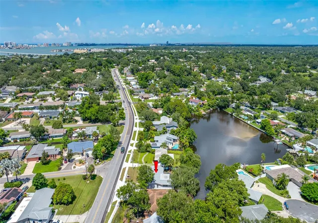 Photo 3 of Single family home for sale at 1367 Indian Rocks Rd S, Largo, FL 33770 | MLS# TB8547855 | Listing updated on 2026-09-28