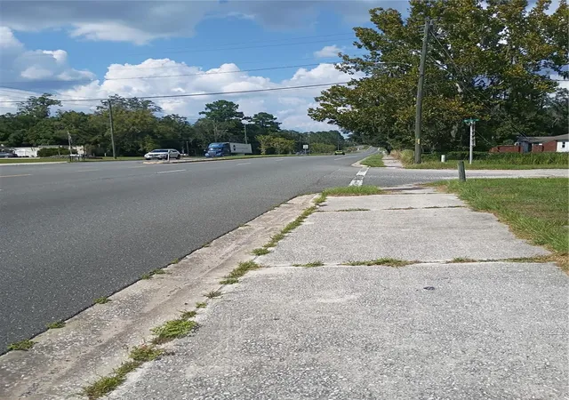 Photo 3 of Land for sale at Tbd NE US Hwy 301, Waldo, FL 32694 | MLS# GC543453 | Listing updated on 2026-10-01