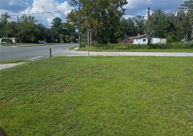 Photo 4 of Land for sale at Tbd NE US Hwy 301, Waldo, FL 32694 | MLS# GC543453 | Listing updated on 2026-10-01