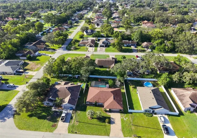 Photo 3 of Single family home for sale at 9332 Belvedere St, Spring Hill, FL 34608 | MLS# TB8547856 | Listing updated on 2026-09-12