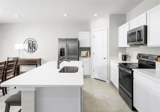 Photo 4 of Single family home for sale at 4749 River Birch Bnd, Lakeland, FL 33811 | MLS# W7889457 | Listing updated on 2026-09-12