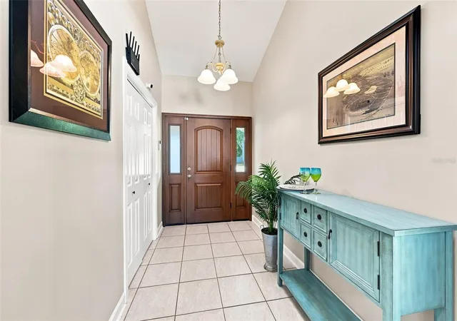 Photo 4 of Single family home for sale at 2800 Haverhill Dr, Clearwater, FL 33761 | MLS# TB8547866 | Listing updated on 2026-10-14