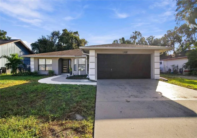 Single family home for sale at 4271 Berkshire Dr, SARASOTA, FL 34241 | MLS# A4705838