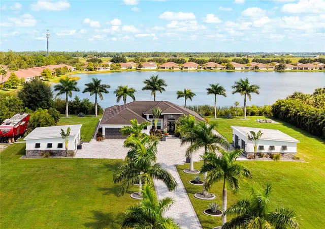 Photo 1 of Single family home for sale at 2930 Scenic View Dr, Punta Gorda, FL 33950 | MLS# O6441159 | Listing updated on 2026-09-12
