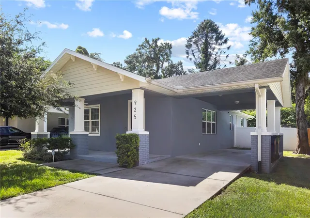 Photo 3 of Single family home for sale at 925 E Sligh Ave, Tampa, FL 33604 | MLS# TB8547874 | Listing updated on 2026-10-07