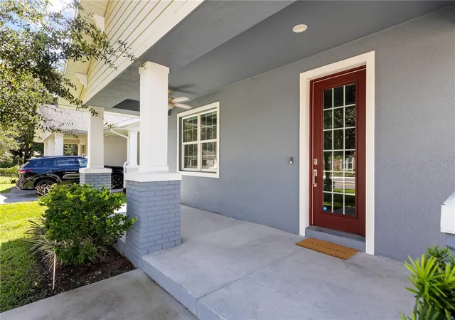Photo 3 of Single family home for sale at 925 E Sligh Ave, Tampa, FL 33604 | MLS# TB8547874 | Listing updated on 2026-10-07