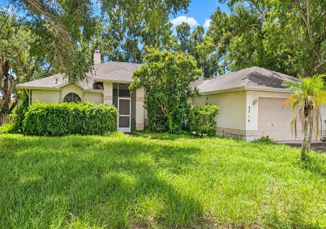 Single family home for sale at 3714 Pond View Ln, SARASOTA, FL 34235 | MLS# A4705847