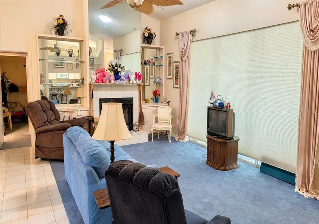 Photo 2 of Single family home for sale at 3714 Pond View Ln, Sarasota, FL 34235 | MLS# A4705847 | Listing updated on 2026-09-13