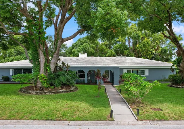 Single family home for sale at 2100 Mckinley St, CLEARWATER, FL 33765 | MLS# TB8547880