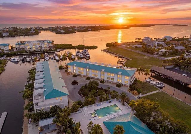 Townhouse for sale at 8284 Harborside Cir, ENGLEWOOD, FL 34224 | MLS# A4705850