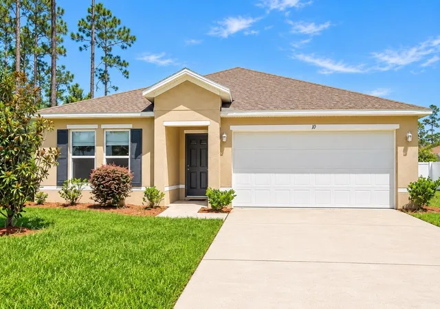 Photo 1 of Single family home for sale at 10 Lladd Ct, Palm Coast, FL 32164 | MLS# FC321402 | Listing updated on 2026-09-23