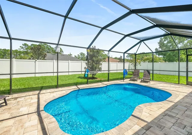 Photo 4 of Single family home for sale at 10 Lladd Ct, Palm Coast, FL 32164 | MLS# FC321402 | Listing updated on 2026-09-23