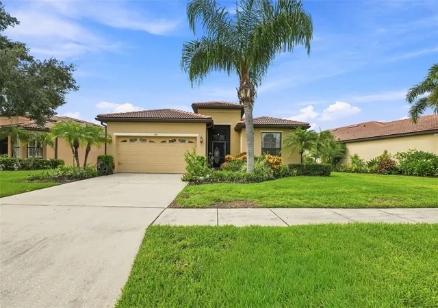 Photo 1 of Single family home for sale at 216 Silver Fls Dr, Apollo Beach, FL 33572 | MLS# TB8547892 | Listing updated on 2026-10-03