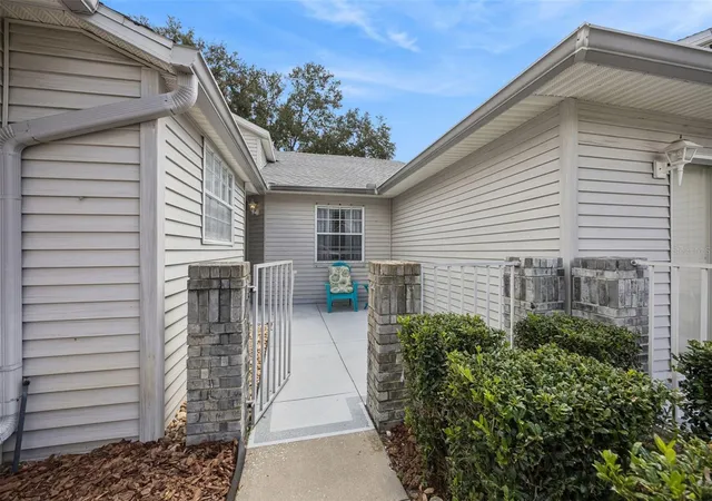 Photo 1 of House for sale at 26032 Newcombe Cir, Leesburg, FL 34748 | MLS# G5117682 | Listing updated on 2026-09-25