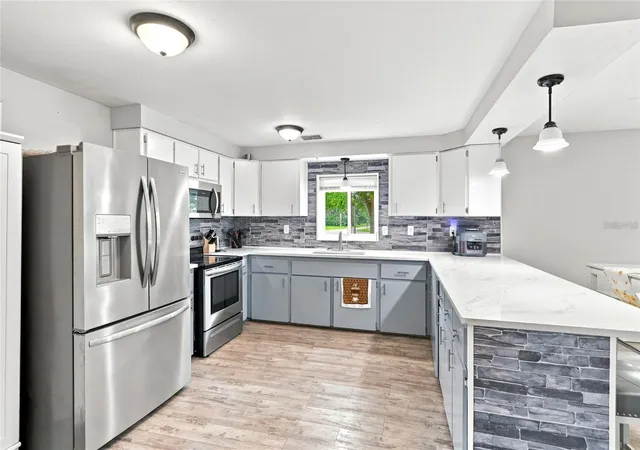 Photo 3 of Single family home for sale at 1518 Dickens Rd, Lake Wales, FL 33898 | MLS# O6441178 | Listing updated on 2026-10-06