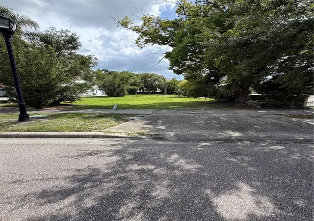 Photo 3 of Land for sale at 822 Symonds Ave, Winter Park, FL 32789 | MLS# O6441180 | Listing updated on 2026-09-12