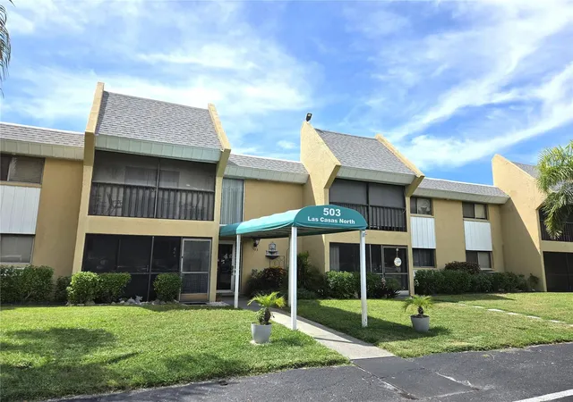 Photo 2 of Condo for sale at 503 Albee Farm Rd #B15, Venice, FL 34285 | MLS# A4705856 | Listing updated on 2026-09-13