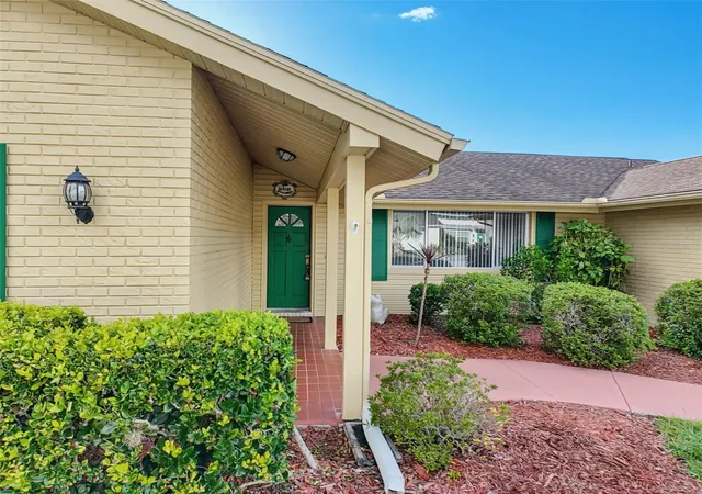 Photo 3 of Single family home for sale at 12205 Silk Oak Ln, Hudson, FL 34667 | MLS# W7889462 | Listing updated on 2026-09-24