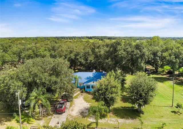 Photo 1 of Single family home for sale at 2425 Gerber Dairy Rd, Winter Haven, FL 33880 | MLS# P4939858 | Listing updated on 2026-09-16