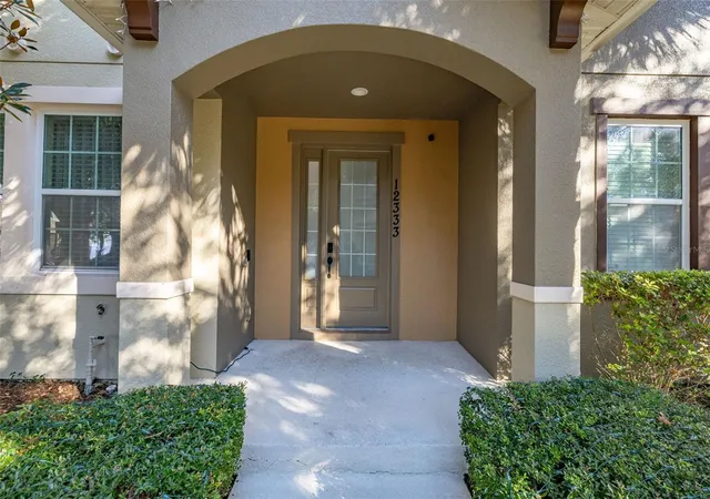 Photo 3 of Townhouse for sale at 12333 Via Derna Pl, Windermere, FL 34786 | MLS# O6441184 | Listing updated on 2026-09-12