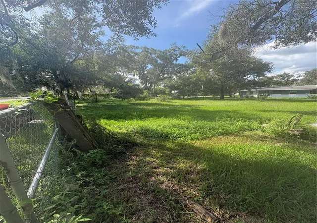 Photo 3 of Land for sale at 1921 W Patterson St, Lakeland, FL 33815 | MLS# L4965007 | Listing updated on 2026-10-08