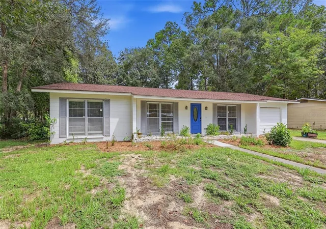 Photo 2 of Single family home for sale at 4907 Nw 30th Terrace, Gainesville, FL 32605 | MLS# GC543461 | Listing updated on 2026-09-30