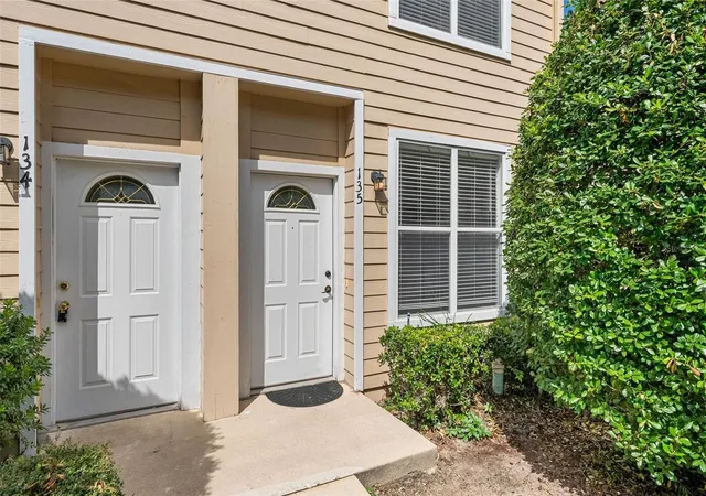 Photo 2 of Condo for sale at 3584 Sw 30th Way #135, Gainesville, FL 32608 | MLS# GC543462 | Listing updated on 2026-09-13