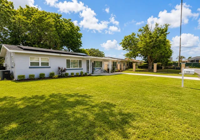Photo 3 of Single family home for sale at 105 Margaret St, Auburndale, FL 33823 | MLS# O6441204 | Listing updated on 2026-09-25