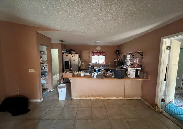 Photo 3 of Single family home for sale at 32 Bronson Ln, Palm Coast, FL 32137 | MLS# FC321409 | Listing updated on 2026-09-12