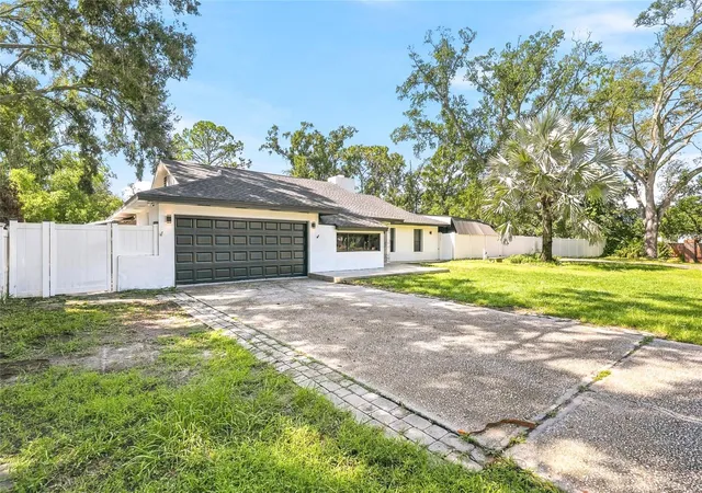 Photo 3 of Single family home for sale at 12726 Barrett Dr, Tampa, FL 33624 | MLS# TB8547934 | Listing updated on 2026-09-26