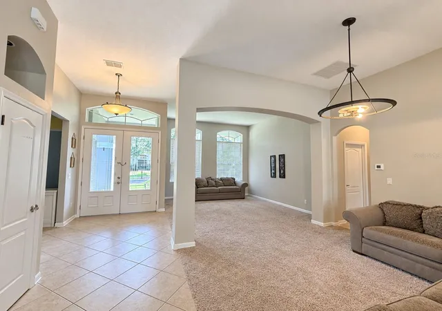 Photo 3 of Single family home for sale at 127 Wekiva Pointe Cir, Apopka, FL 32712 | MLS# O6441209 | Listing updated on 2026-10-08