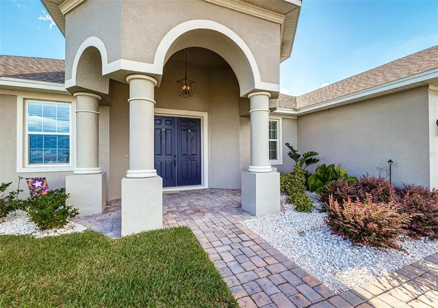 Photo 3 of Single family home for sale at 1146 Enclave Ct, Auburndale, FL 33823 | MLS# L4965013 | Listing updated on 2026-09-26