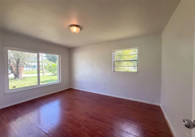 Photo 3 of Single family home for sale at 3010 Hatton St, Sarasota, FL 34237 | MLS# O6441214 | Listing updated on 2026-10-08