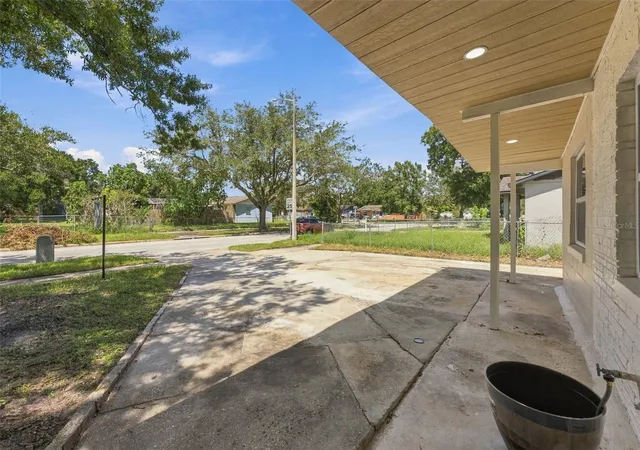 Photo 3 of Single family home for sale at 1321 Lescot Ln, Orlando, FL 32811 | MLS# O6441217 | Listing updated on 2026-09-12