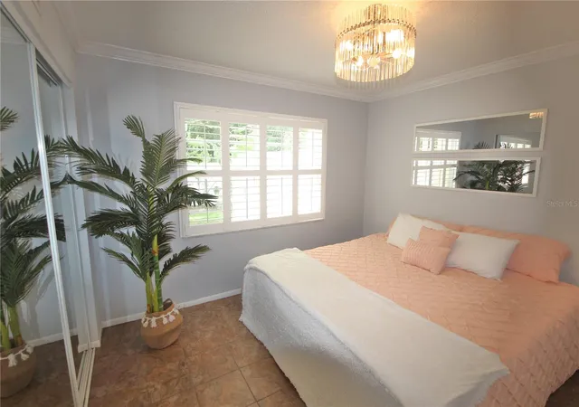 Listing Photo 4 - Condo for sale in building located at 4805 Rilma Ave, Sarasota, FL 34234 - Unit #106