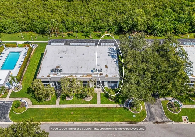 Photo 2 of Condo for sale at 1647 Southwood St #1647, Sarasota, FL 34231 | MLS# A4705869 | Listing updated on 2026-09-15