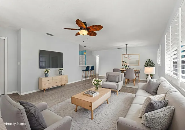 Photo 3 of Condo for sale at 1647 Southwood St #1647, Sarasota, FL 34231 | MLS# A4705869 | Listing updated on 2026-09-15