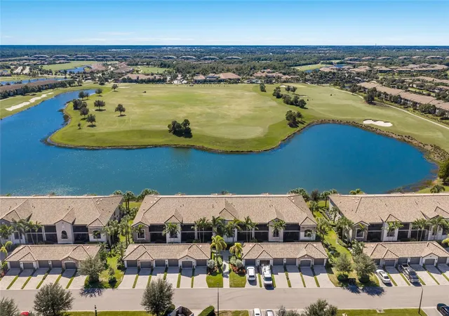 Photo 2 of Condo for sale at 5614 Palmer Cir #206, Bradenton, FL 34211 | MLS# A4705871 | Listing updated on 2026-10-29