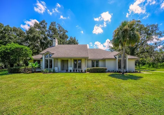 Photo 3 of Single family home for sale at 19020 Lake Swatara Rd, Eustis, FL 32726 | MLS# G5117693 | Listing updated on 2026-09-25