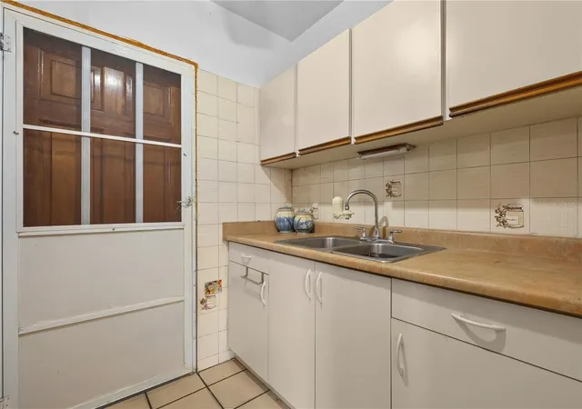 Photo 4 of Sale Pending at Cii 8 NE Puerto Nuevo #1203, San Juan, PR 00920 | MLS# PR9124122 | Listing updated on 2026-10-08