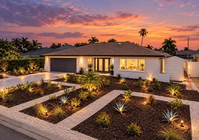 Photo 2 of Single family home for sale at 6315 Wisteria Ln, Apollo Beach, FL 33572 | MLS# TB8547954 | Listing updated on 2026-10-07