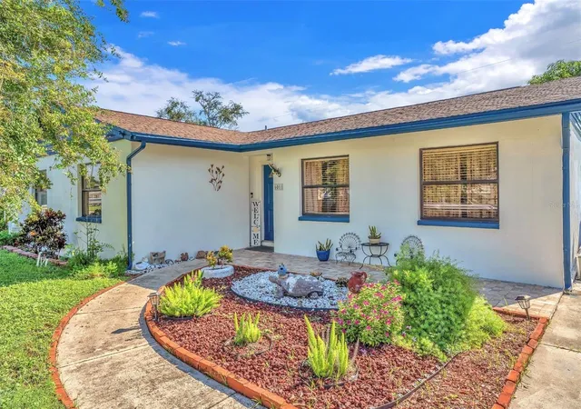 Photo 1 of Single family home for sale at 6011 Rosewood Dr, Tampa, FL 33615 | MLS# TB8547958 | Listing updated on 2026-09-21