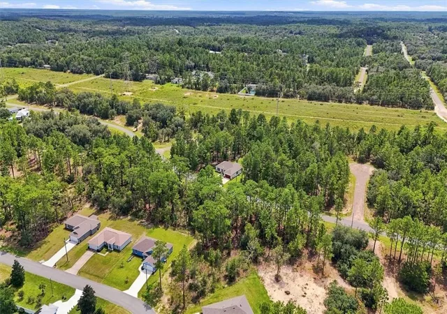 Photo 3 of Single family home for sale at 1896 W Riley Dr, Dunnellon, FL 34434 | MLS# CC857851 | Listing updated on 2026-10-08