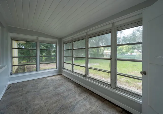 Photo 2 of Single family home for sale at 5136 Studio Dr, Zephyrhills, FL 33542 | MLS# S5157422 | Listing updated on 2026-09-16